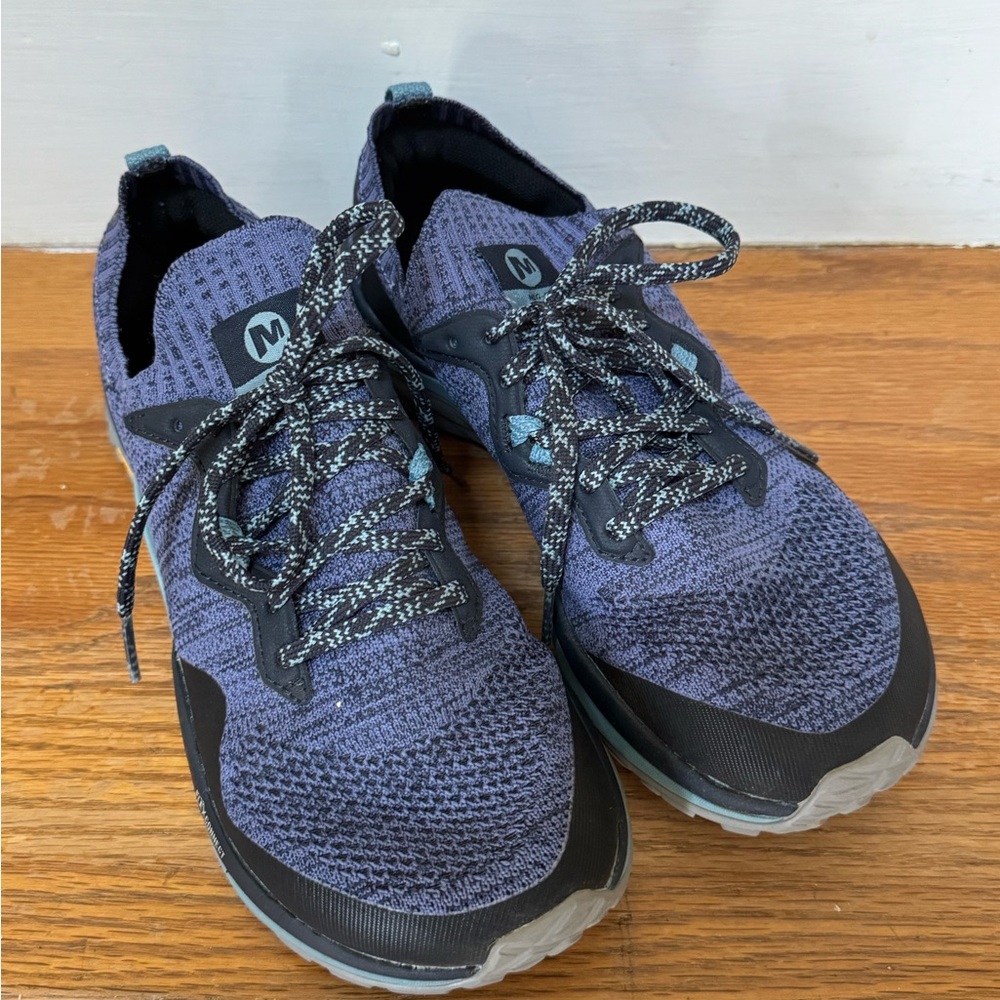 Merrill Mag 9 Women’s Sneaker